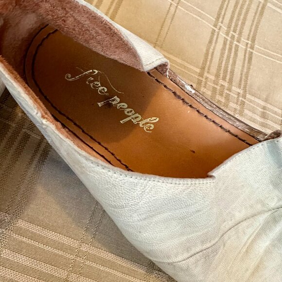 Woman Free People Leather Flats White 8.5 - Picture 2 of 3